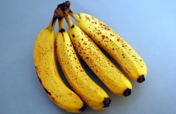 Lijek za hronični kašalj: Izgnječite bananu i dodajte ova dva sastojka