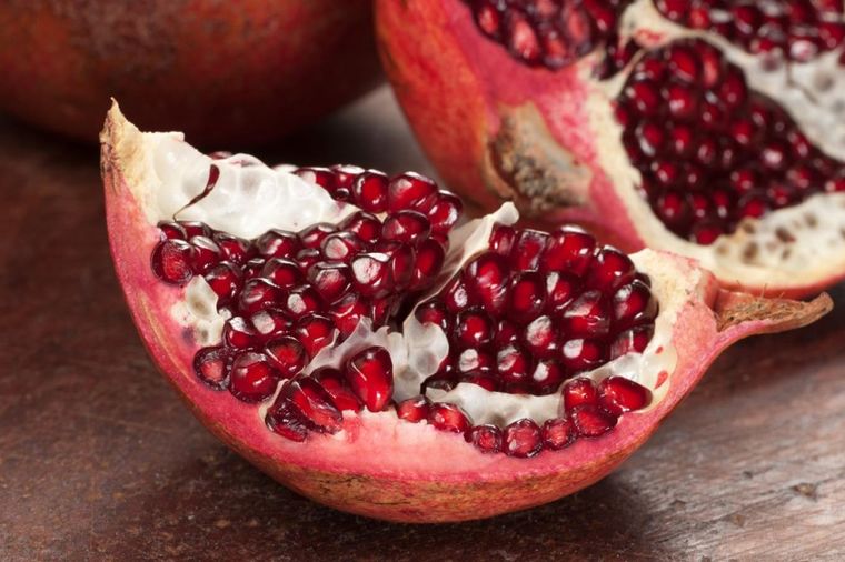 Svaki dan jedite ovo voće da bi uravnotežili hormone i …